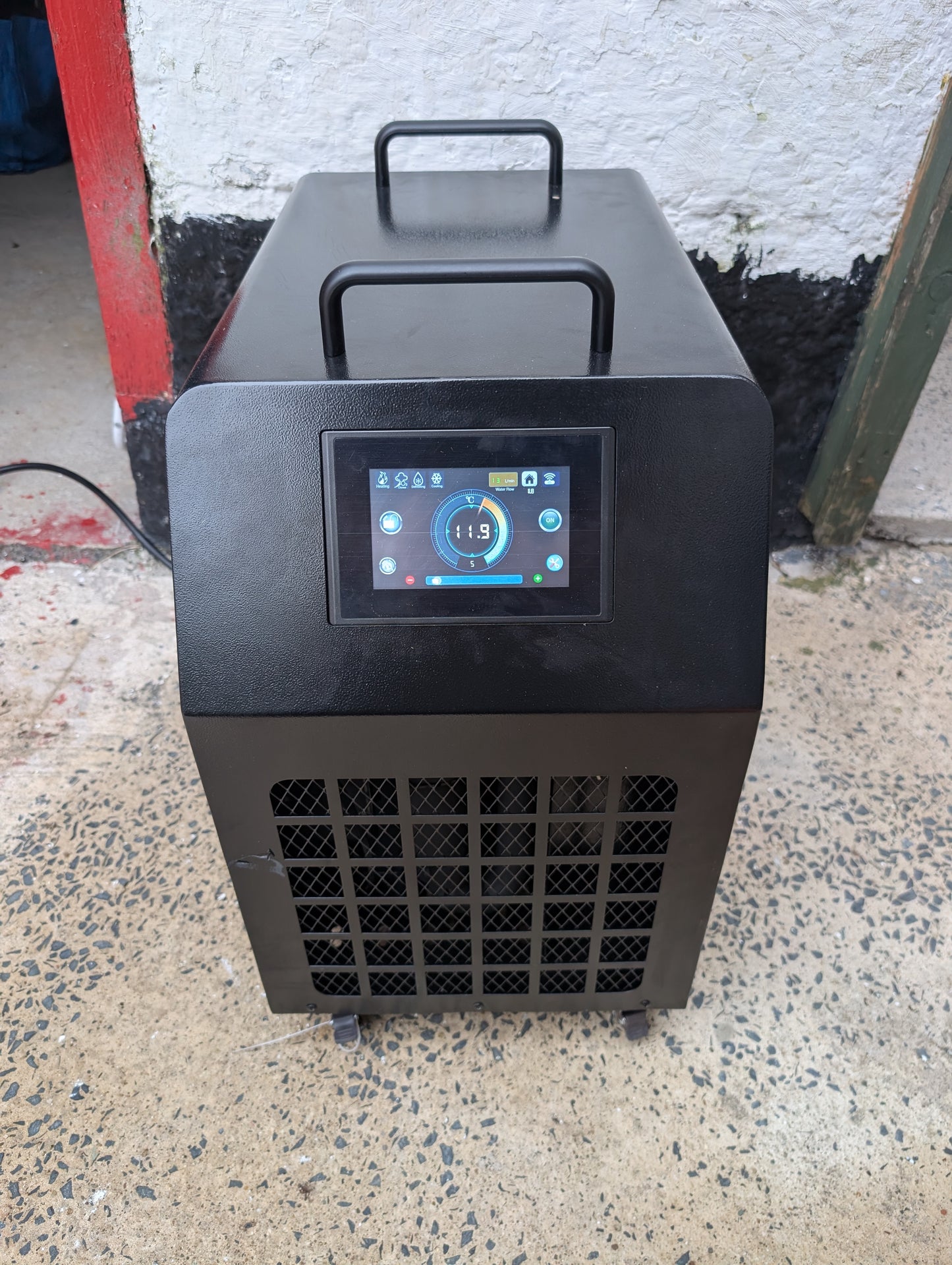 Ice bath cooler